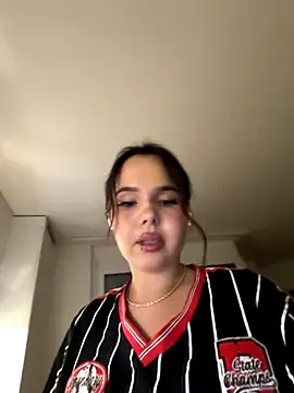 TheCinderella online show from 10/10/25, 11:04