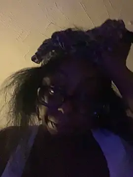 Snapshot of Goddesskarisma chatting on 10/08/25, 02:42 Goddesskarisma online show from 10/08/25, 02:42