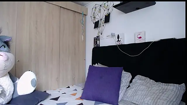 Santiago kiler online show from 11/07/25, 04:18