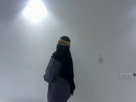 Submissive Arab online show from 02/09/25, 08:13