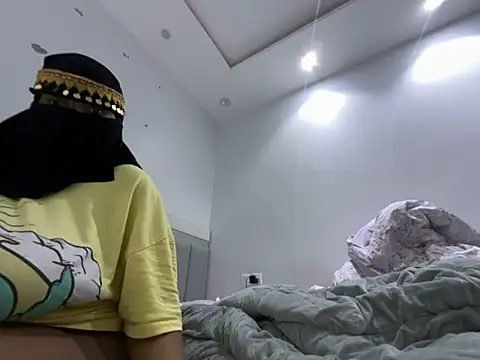 Submissive Arab online show from 02/23/25, 01:57