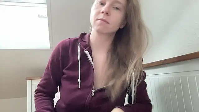 SweetLucy96 online show from 12/22/24, 09:11