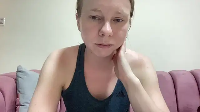SweetLucy96 online show from 10/01/25, 12:44