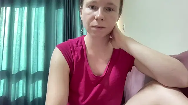 SweetLucy96 online show from 10/12/25, 12:37