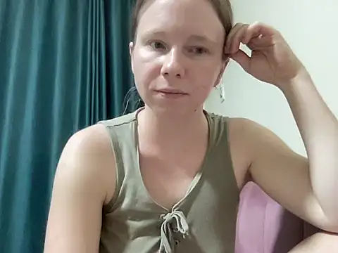 SweetLucy96 online show from 10/17/25, 05:15