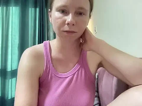 SweetLucy96 online show from 10/27/25, 01:04