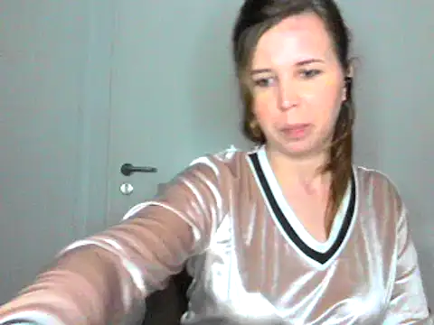 loveis007 online show from 02/25/25, 01:30