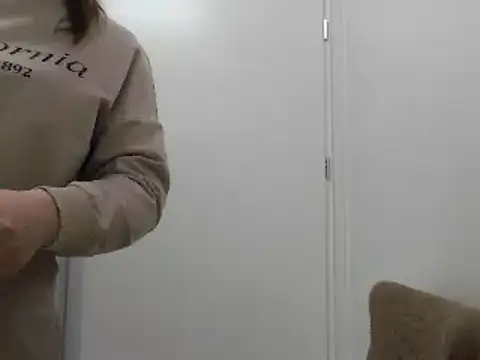 loveis007 online show from 02/26/25, 08:22