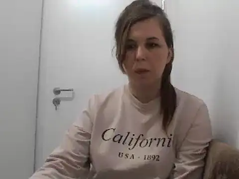 loveis007 online show from 02/26/25, 11:26