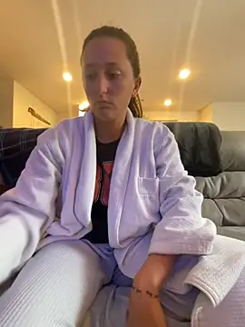 triple34D online show from 10/24/25, 05:31