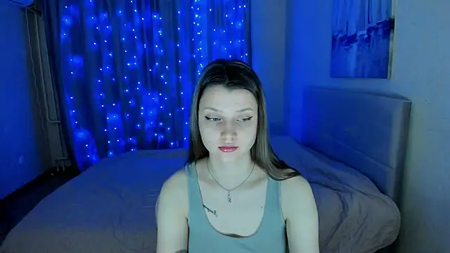 Snapshot of SoniNesti chatting on 12/13/24, 03:11 SoniNesti online show from 12/13/24, 03:11