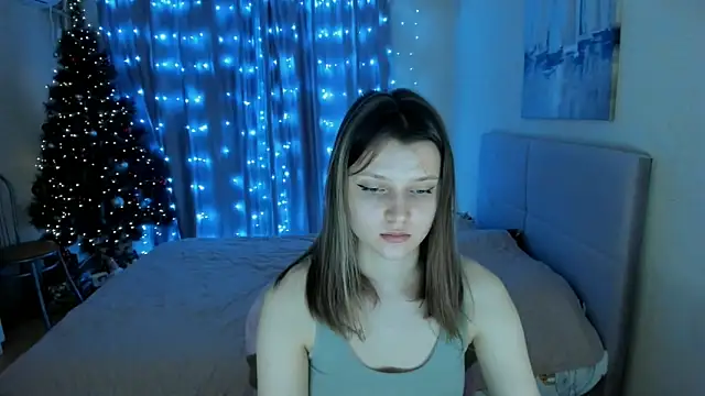 Snapshot of SoniNesti chatting on 01/10/25, 02:45 SoniNesti online show from 01/10/25, 02:45