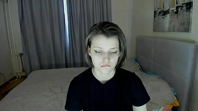 Snapshot of SoniNesti chatting on 03/01/25, 11:28 SoniNesti online show from 03/01/25, 11:28