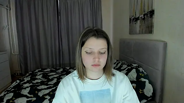 Snapshot of SoniNesti chatting on 09/23/25, 02:31 SoniNesti online show from 09/23/25, 02:31