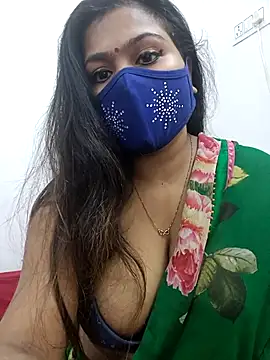 Snapshot of cutee__crazy chatting on 02/20/25, 05:18 cutee crazy online show from 02/20/25, 05:18