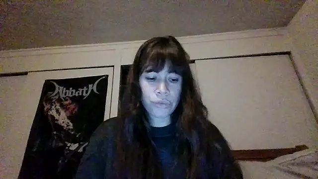Snapshot of petitedoll29 chatting on 12/15/24, 12:51 petitedoll29 online show from 12/15/24, 12:51
