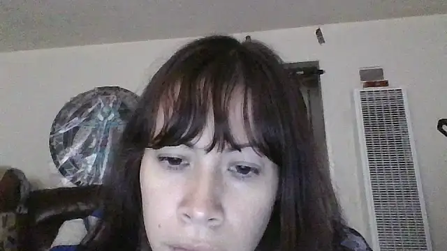 Snapshot of petitedoll29 chatting on 12/17/24, 07:04 petitedoll29 online show from 12/17/24, 07:04