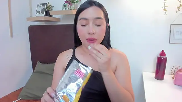 isabella jade online show from 02/03/25, 04:41