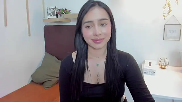 isabella jade online show from 02/17/25, 10:14