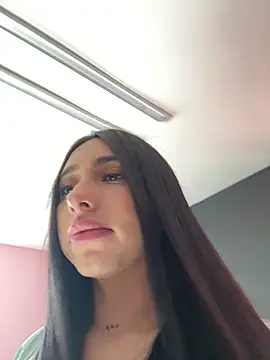 isabella jade online show from 10/25/25, 01:40