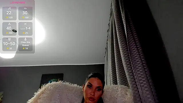 Emma D  online show from 11/10/25, 07:24