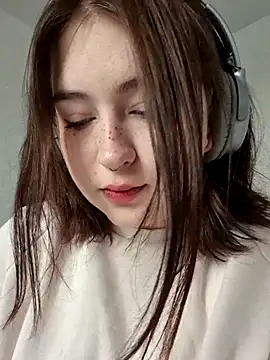 Yammy Yumi online show from 10/12/25, 06:12