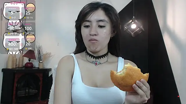 Perla Campbell online show from 12/14/24, 02:31