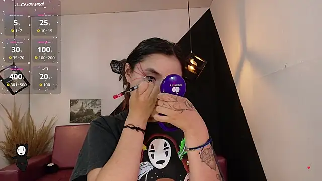 Perla Campbell online show from 10/16/25, 07:15