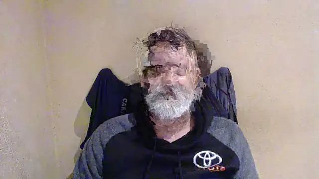 Snapshot of AlexNudo chatting on 10/29/25, 11:12 AlexNudo online show from 10/29/25, 11:12