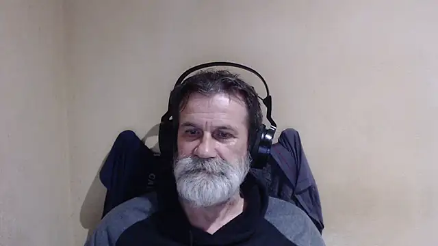 Snapshot of AlexNudo chatting on 11/14/25, 09:57 AlexNudo online show from 11/14/25, 09:57