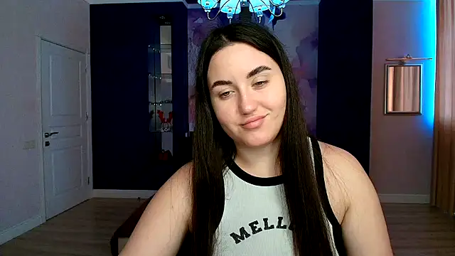 Snapshot of Roxie_Bradley chatting on 01/13/25, 10:14 Roxie Bradley online show from 01/13/25, 10:14