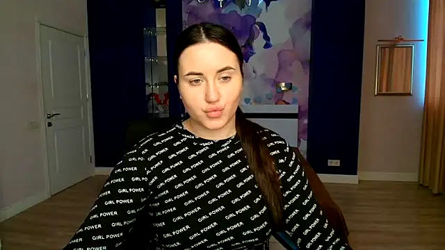 Snapshot of Roxie_Bradley chatting on 01/31/25, 07:39 Roxie Bradley online show from 01/31/25, 07:39