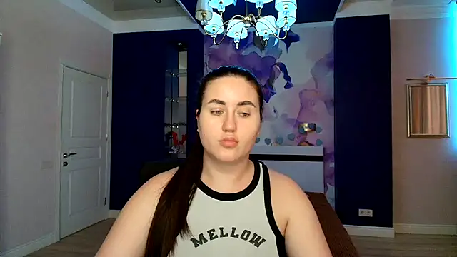Snapshot of Roxie_Bradley chatting on 02/14/25, 11:21 Roxie Bradley online show from 02/14/25, 11:21