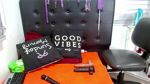 VIOLETTA-HOT online show from 02/20/25, 11:31