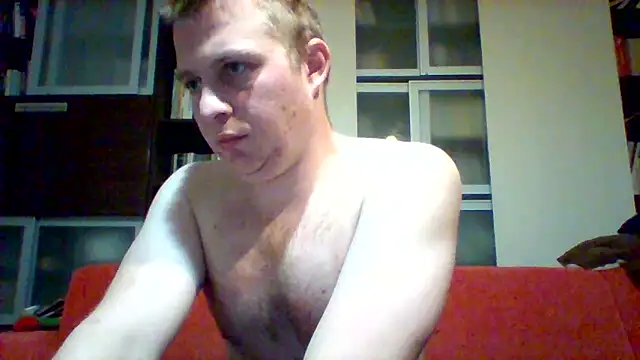 Snapshot of Matttthees chatting on 12/15/24, 10:47 Matttthees online show from 12/15/24, 10:47