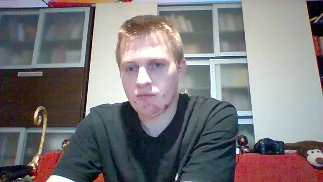 Snapshot of Matttthees chatting on 12/19/24, 02:01 Matttthees online show from 12/19/24, 02:01