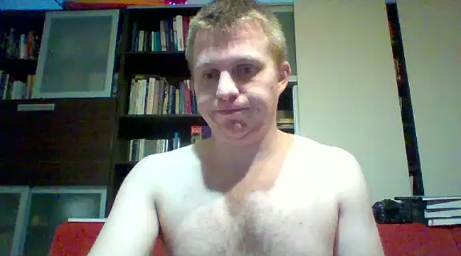Snapshot of Matttthees chatting on 12/20/24, 09:28 Matttthees online show from 12/20/24, 09:28