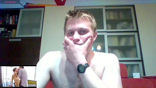 Snapshot of Matttthees chatting on 01/12/25, 03:39 Matttthees online show from 01/12/25, 03:39