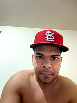 Snapshot of marhi32 chatting on 11/04/25, 10:47 marhi32 online show from 11/04/25, 10:47