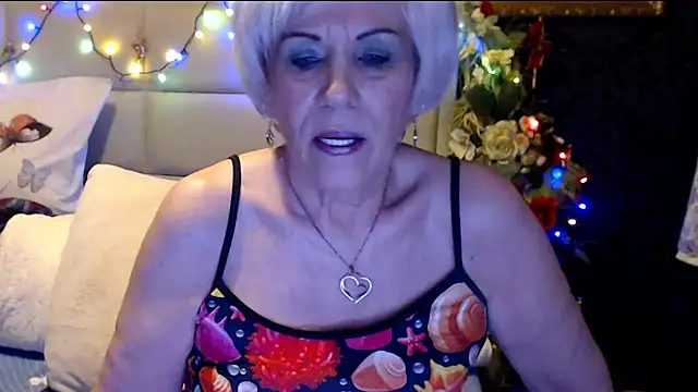 Snapshot of HappyWomanOn chatting on 01/20/25, 07:14 HappyWomanOn online show from 01/20/25, 07:14