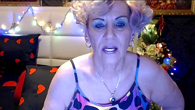 Snapshot of HappyWomanOn chatting on 01/23/25, 07:18 HappyWomanOn online show from 01/23/25, 07:18