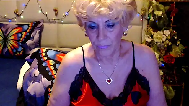 HappyWomanOn online show from 10/29/25, 07:04