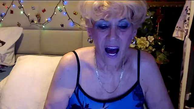 HappyWomanOn online show from 11/27/25, 07:05