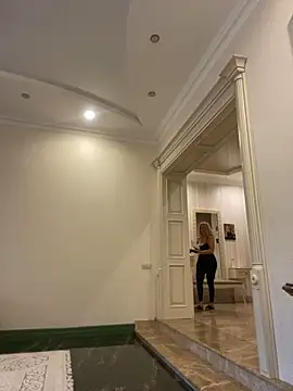 Amazoniiaa online show from 10/25/25, 10:12