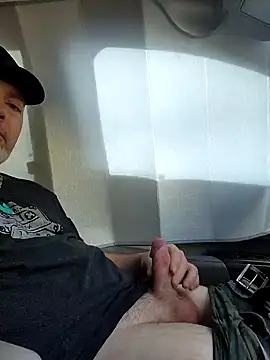 Hotredheadandtoungelasher online show from 12/15/24, 07:21