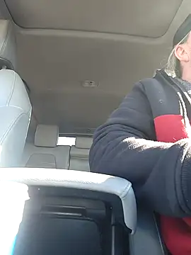 Hotredheadandtoungelasher online show from 01/24/25, 08:00