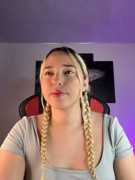 Irisweet  online show from 10/18/25, 10:43