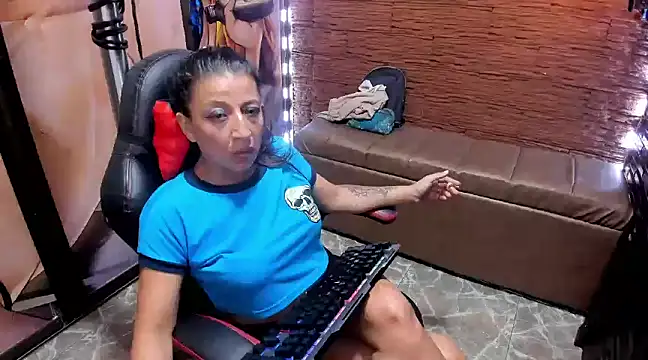 mature sexi40 online show from 01/18/25, 02:58