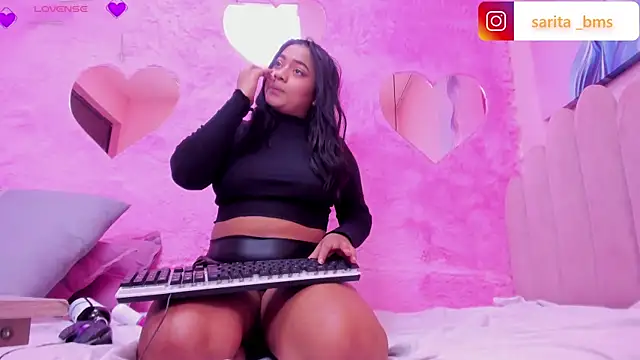 Snapshot of Sariitaa_ chatting on 01/12/25, 03:03 Sariitaa online show from 01/12/25, 03:03