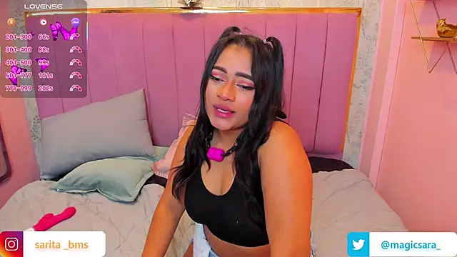 Snapshot of Sariitaa_ chatting on 03/04/25, 02:53 Sariitaa online show from 03/04/25, 02:53